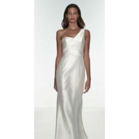 Amsale Dresses & Skirts - Amsale Nouvelle One Shoulder lara Wedding Dress